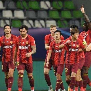  勒沃库森中场核心重伤赛季报销  